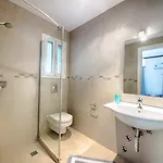 Spacious 4-bedroom With Private Pool And Stunning Sunset Views, 3 Minutes From The *