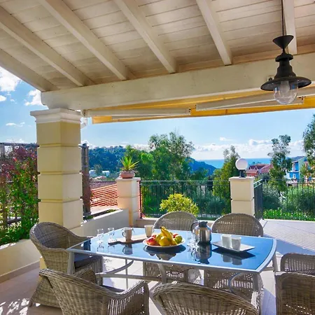 - 3 Minutes From The With Heated Eco-pool And Sunset View Afionas
