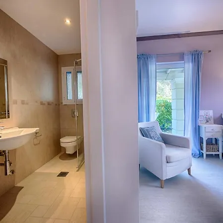 - 3 Minutes From The With Heated Eco-pool And Sunset View * Afionas
