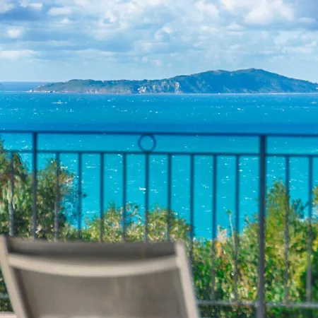 - 3 Minutes From The With Heated Eco-pool And Sunset View Villa Afionas