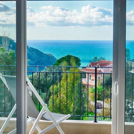 Villa - 3 Minutes From The With Heated Eco-pool And Sunset View *