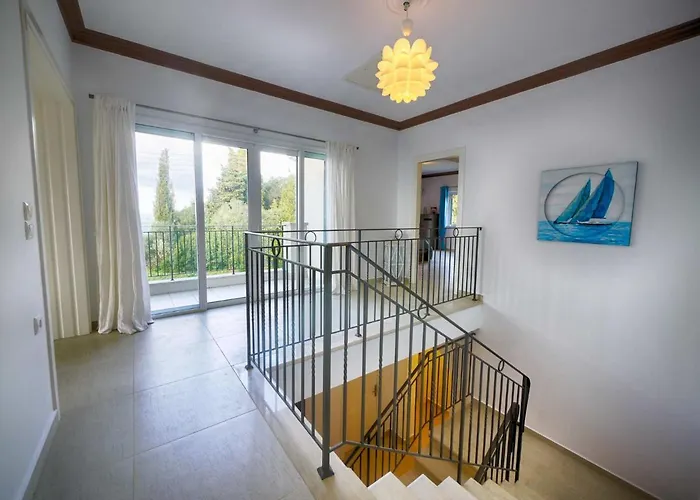Spacious 4-bedroom With Private Pool And Stunning Sunset Views, 3 Minutes From The Willa Afión