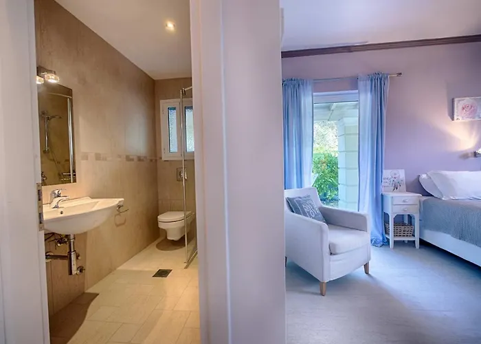 Spacious 4-bedroom With Private Pool And Stunning Sunset Views, 3 Minutes From The * Afión