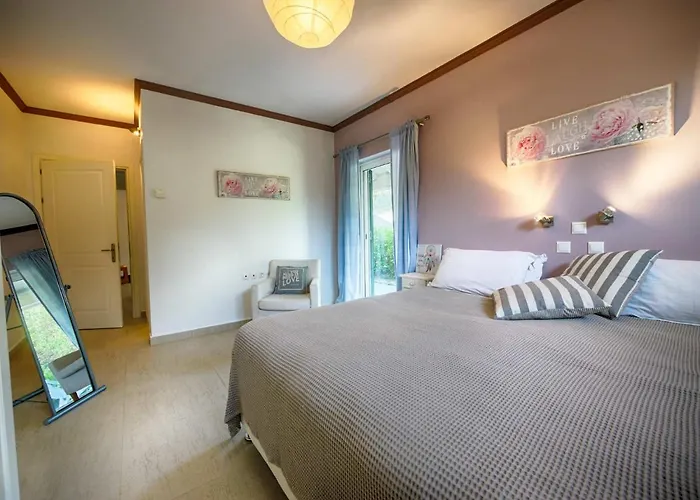Willa Spacious 4-bedroom With Private Pool And Stunning Sunset Views, 3 Minutes From The *