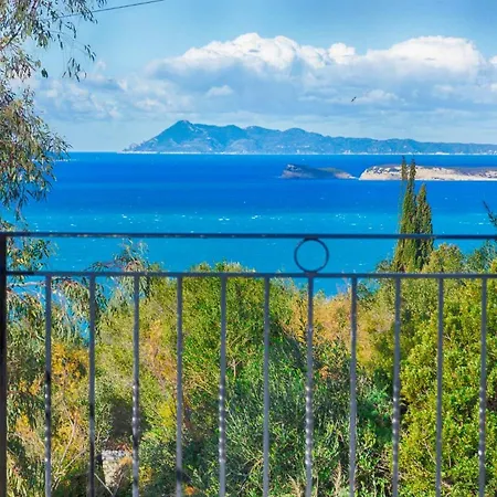 Spacious 4-bedroom With Private Pool And Stunning Sunset Views, 3 Minutes From The Villa *